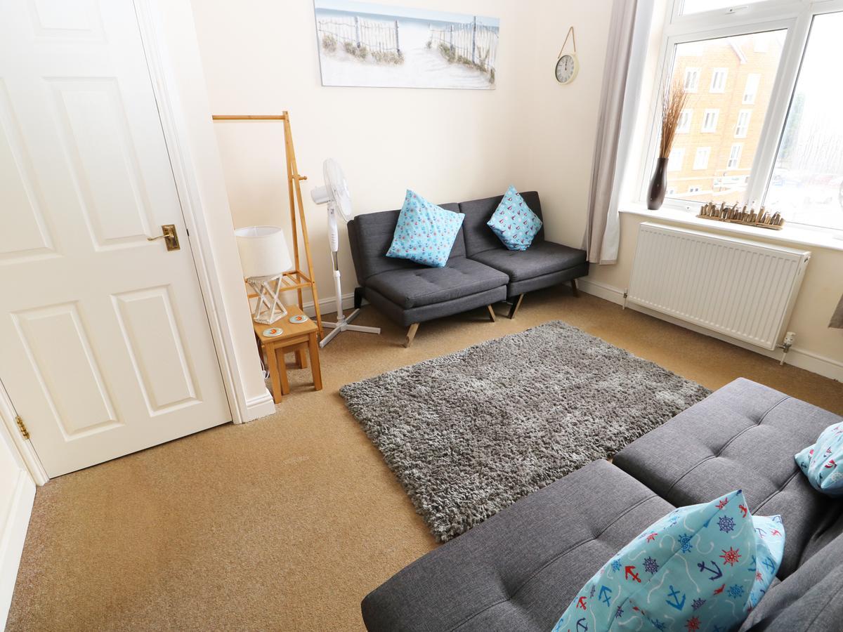 Flat 2, 4 St Edmund'S Terrace Apartment ฮันสแตนตัน ภายนอก รูปภาพ